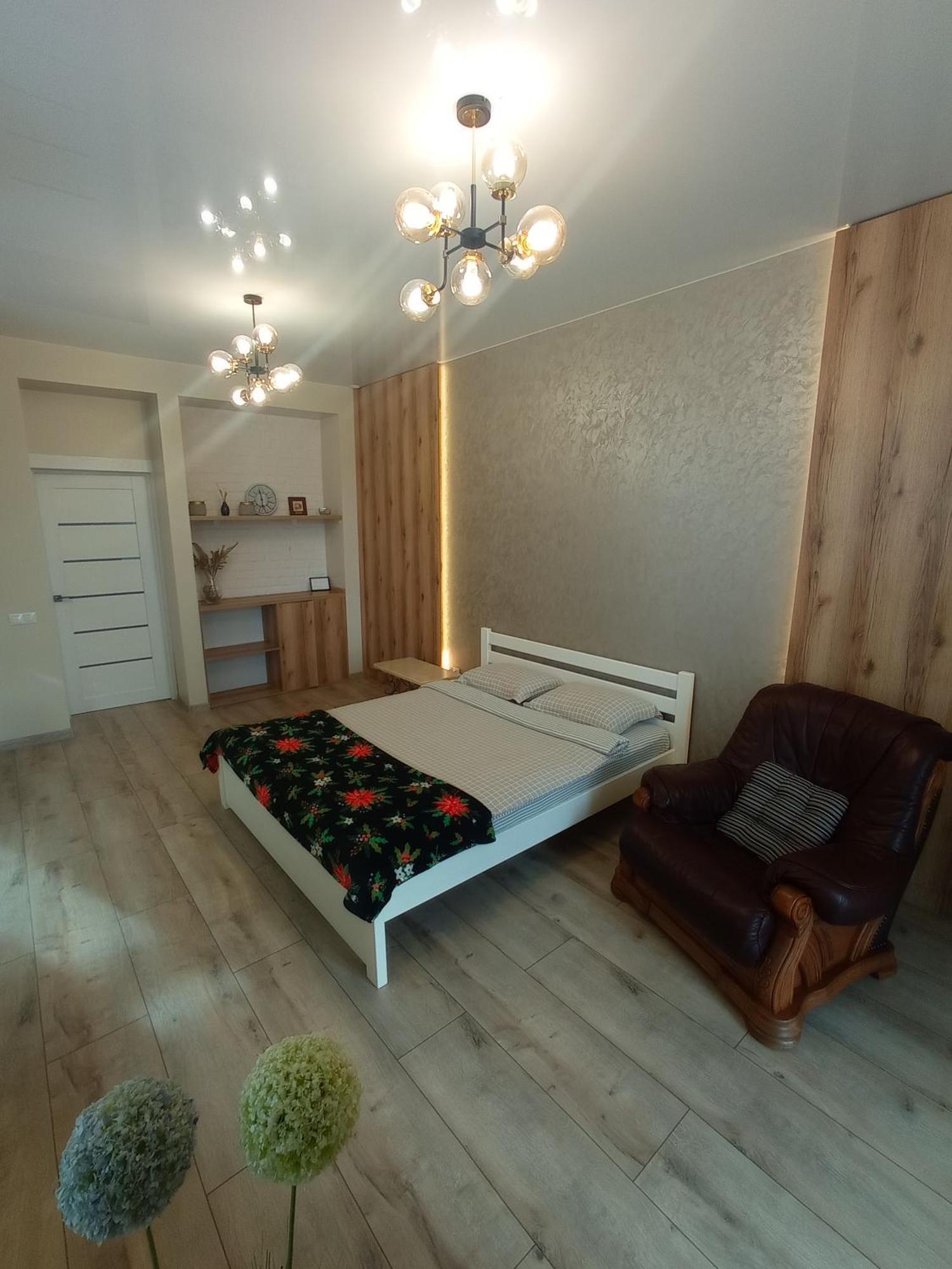 Vip Apartment У Центрі Міста, Новобуджк Театральний,Дуже Простора Rivne Zewnętrze zdjęcie